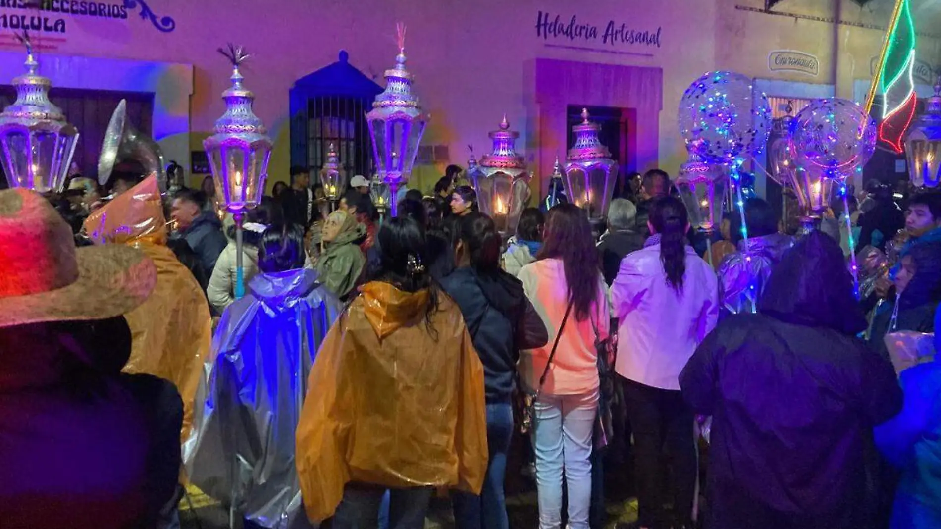 Procesion de los Faroles en Cholula